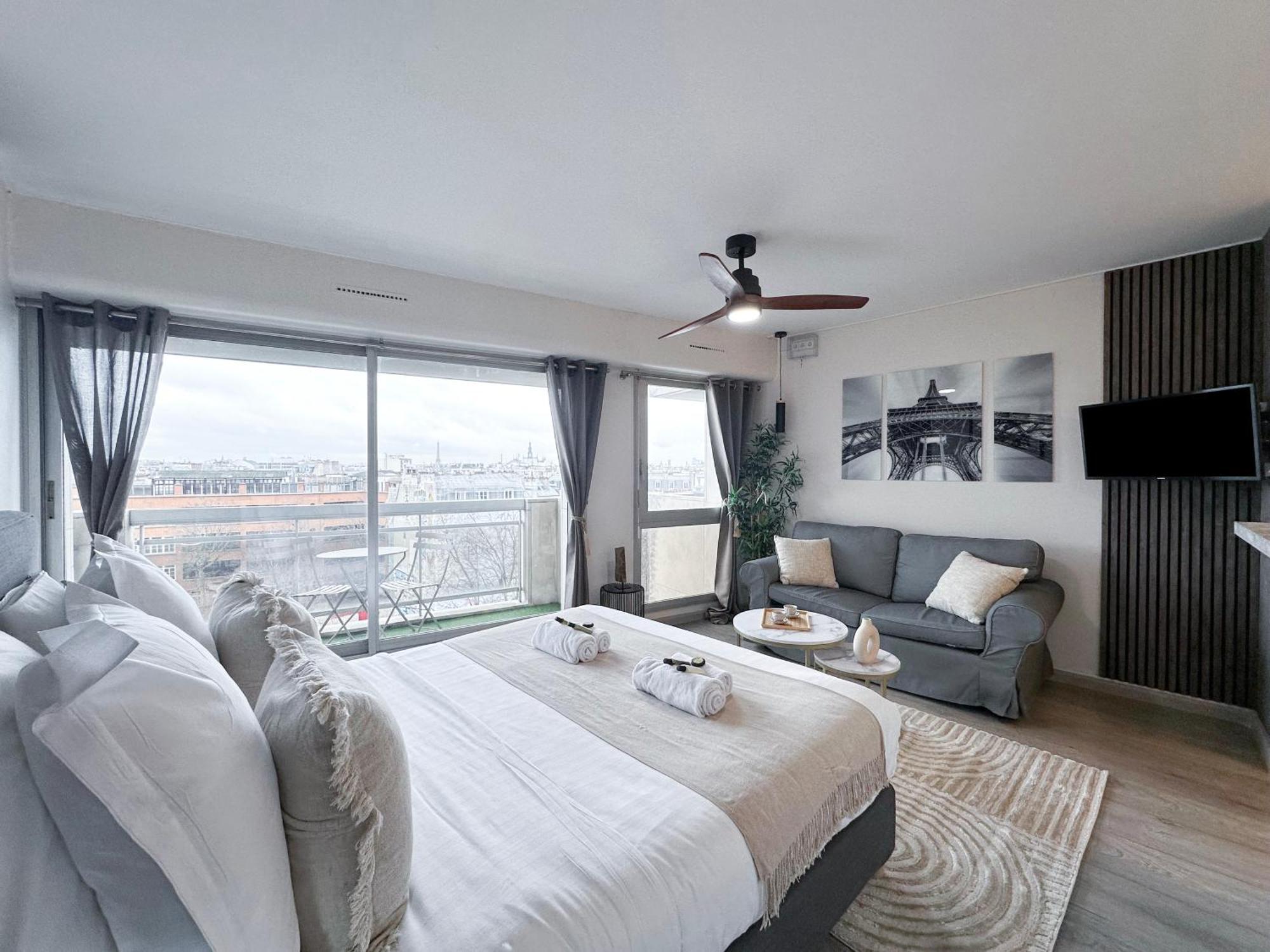 Beautiful Panoramic Terraced Studio In Paris Exterior photo