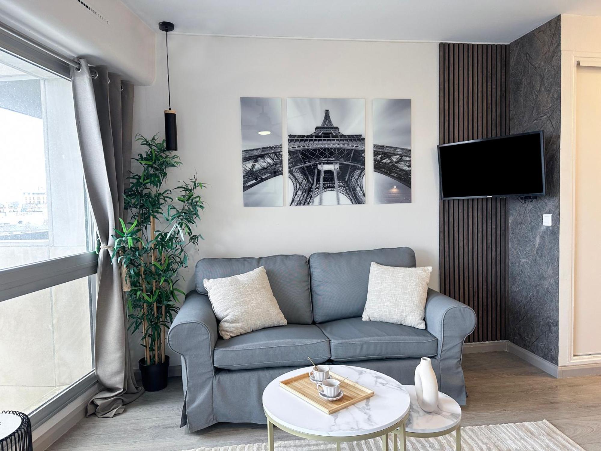 Beautiful Panoramic Terraced Studio In Paris Exterior photo